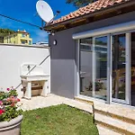 1 Bedroom Gorgeous In Διαμέρισμα