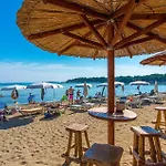 1 Bedroom Gorgeous In Διαμέρισμα Μεντουλίν