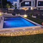 1 Bedroom Gorgeous In * Μεντουλίν