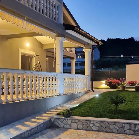 1 Bedroom Gorgeous In *
